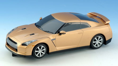 SCALEXTRIC Nissan GT-R  gold